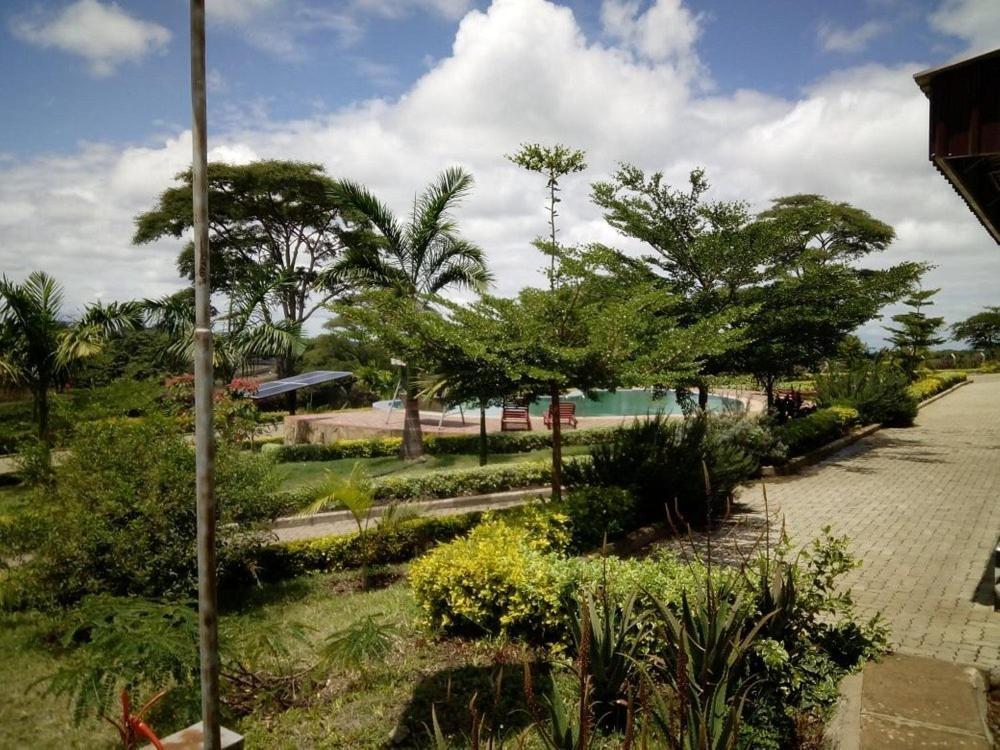 A1 Hotel And Resort Arusha Exterior foto